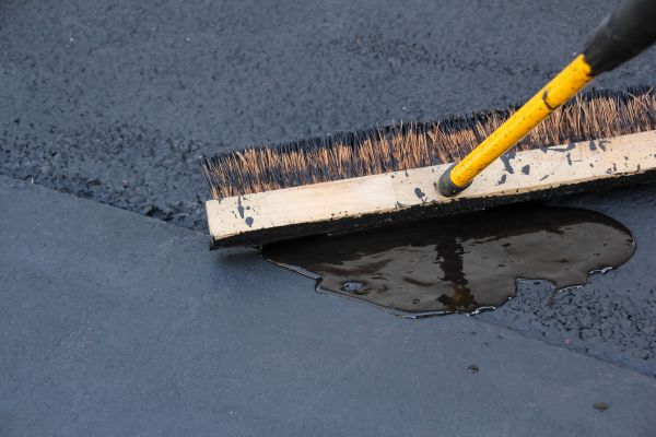 Driveway Asphalt Sealing in Hemet